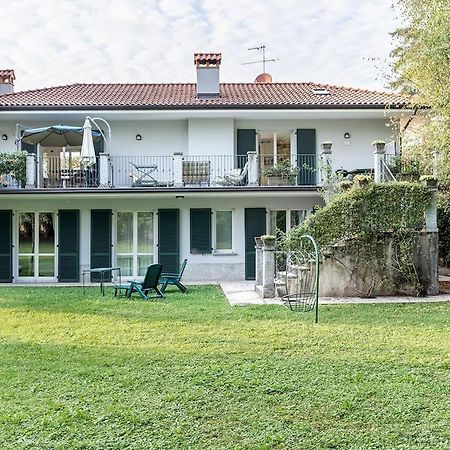 Villa Elisabeth Лиерна Екстериор снимка